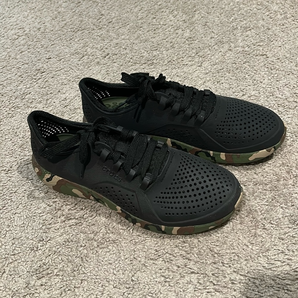 Men’s LiteRide Crocs Athletic Sneakers